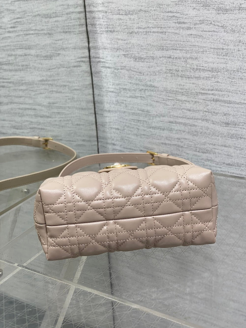 new-designer-premium-bags-nm16747