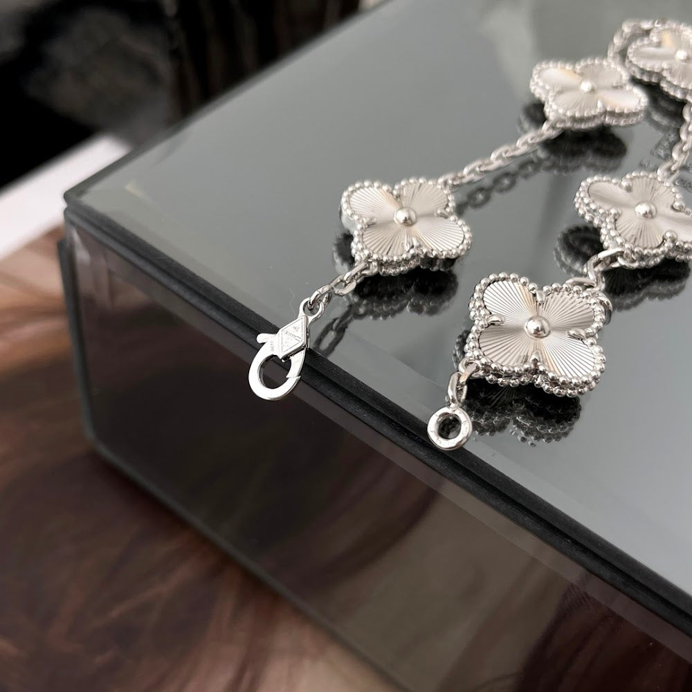 Dragons Bags VCA Luxury Jewelry --51712