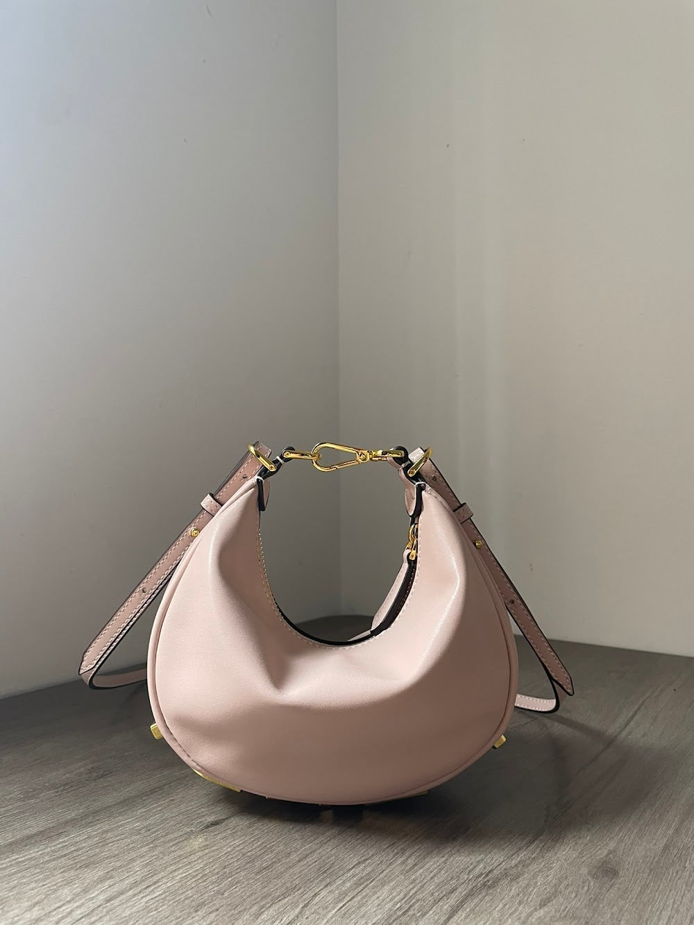 new-luxury-designer-bags-nm15700