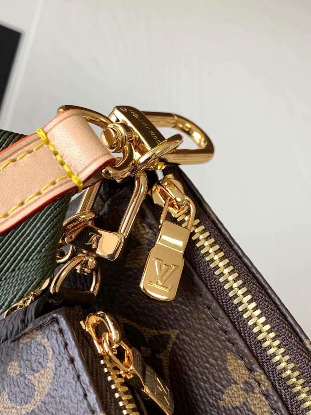 Dragons Bags ln Luxury Bag --58750