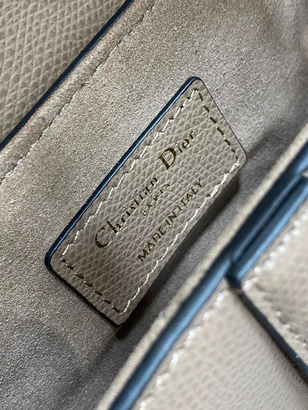 Dragons BagsDiorn Luxury Bag --114996