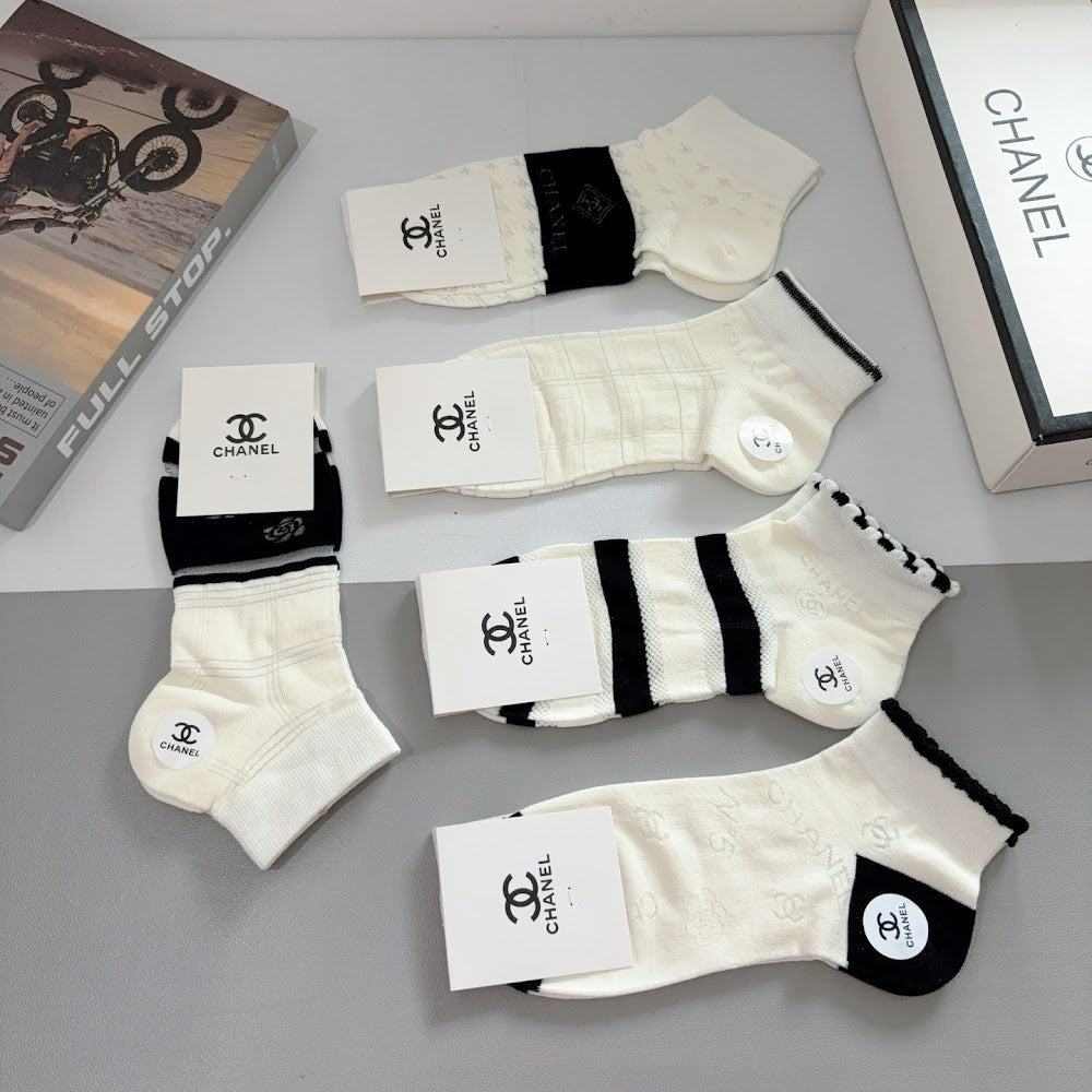 Dragons Bags Premium Luxury Socks --98111