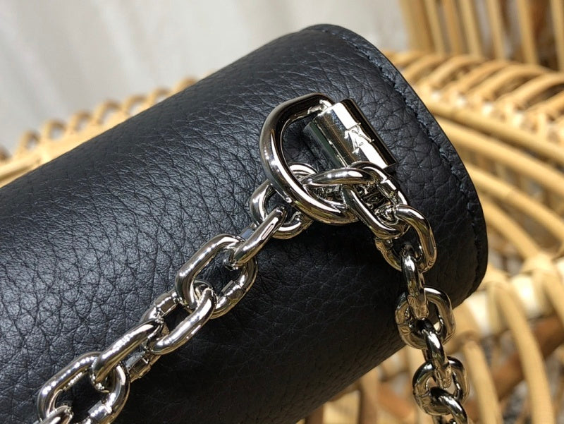 Dragons Bags ln Luxury Bag --60197
