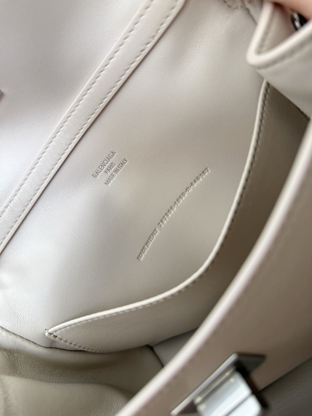 Dragons Bags Balenciaga Luxury Bag --111425