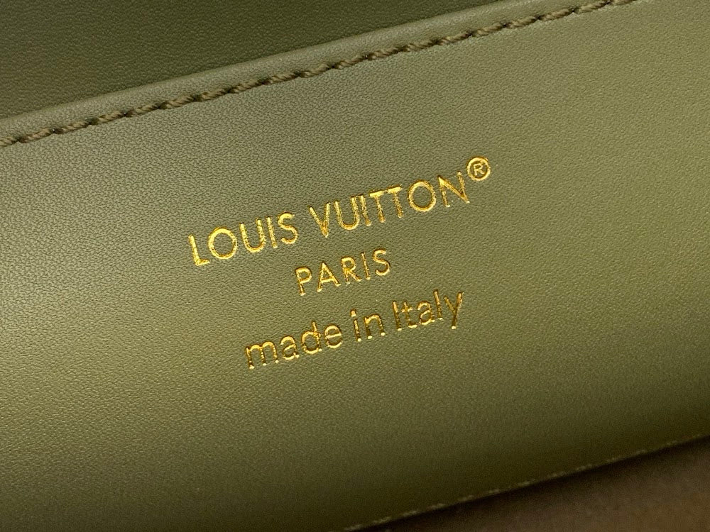Dragons Bags ln Luxury Bag --57694
