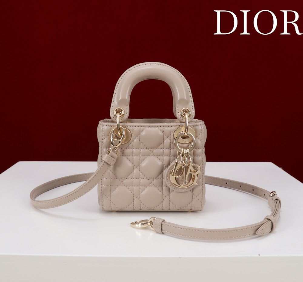 Dragons BagsDiorn Luxury Bag --116536