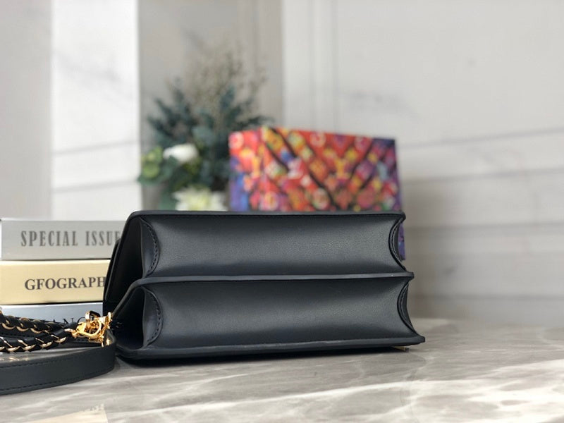 Dragons Bags ln Luxury Bag --67130