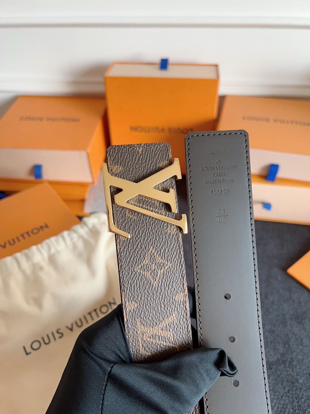Dragons Bags ln Luxury Belt --100176