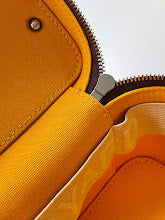 new-luxury-designer-bags-nm8022
