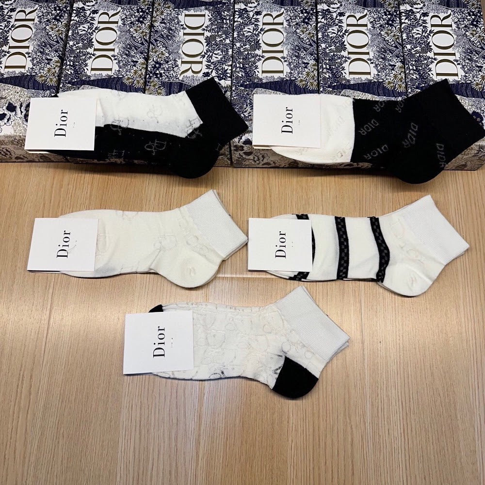 Dragons Bags Premium Luxury Socks --98293
