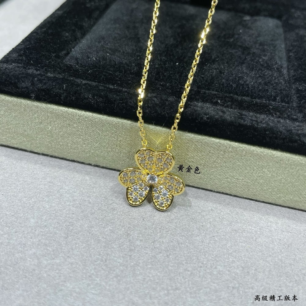 Dragons Bags VCA Luxury Jewelry --52098