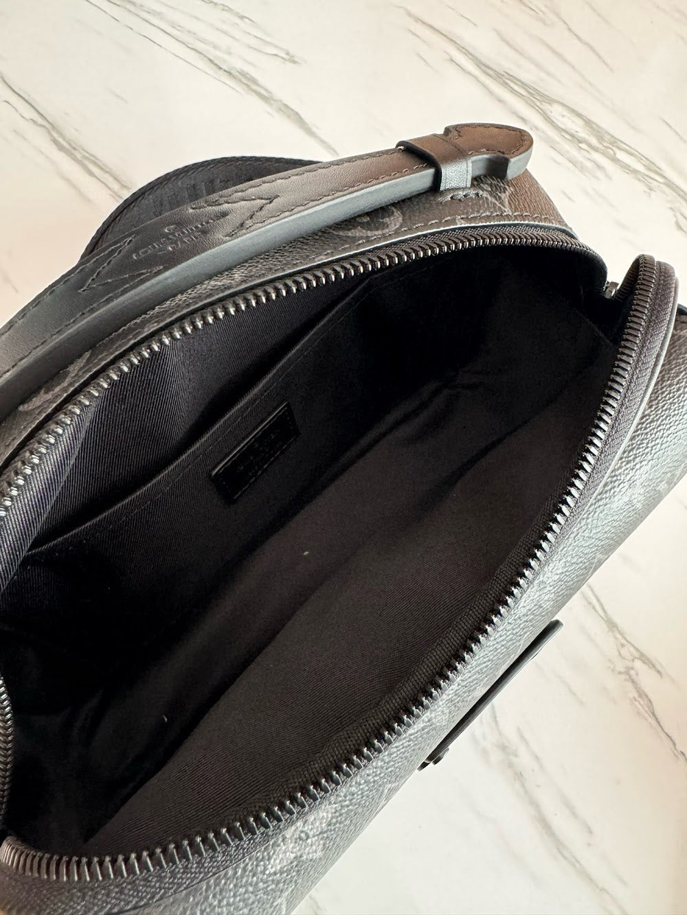 Dragons Bags ln Luxury Bag --70911