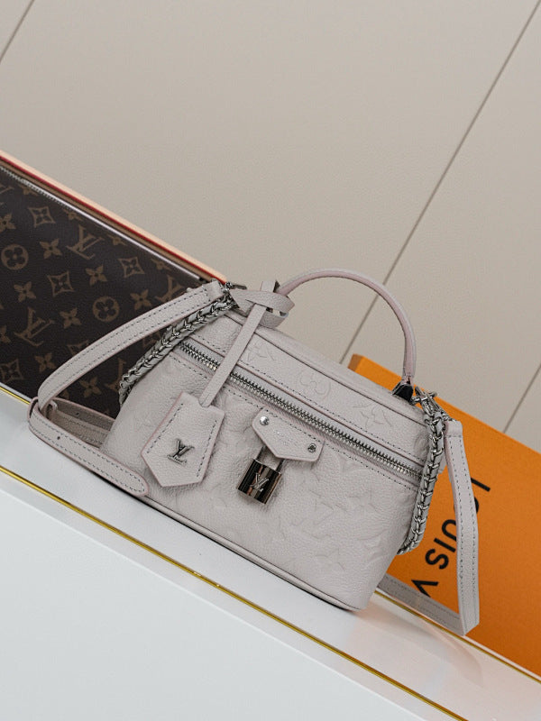 Dragons Bags ln Luxury Bag --81743