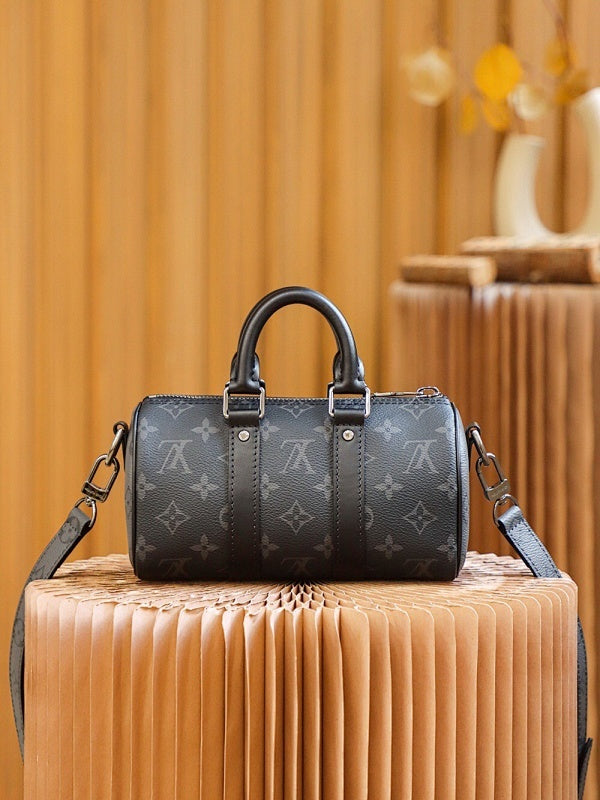 Dragons Bags ln Luxury Bag --70200