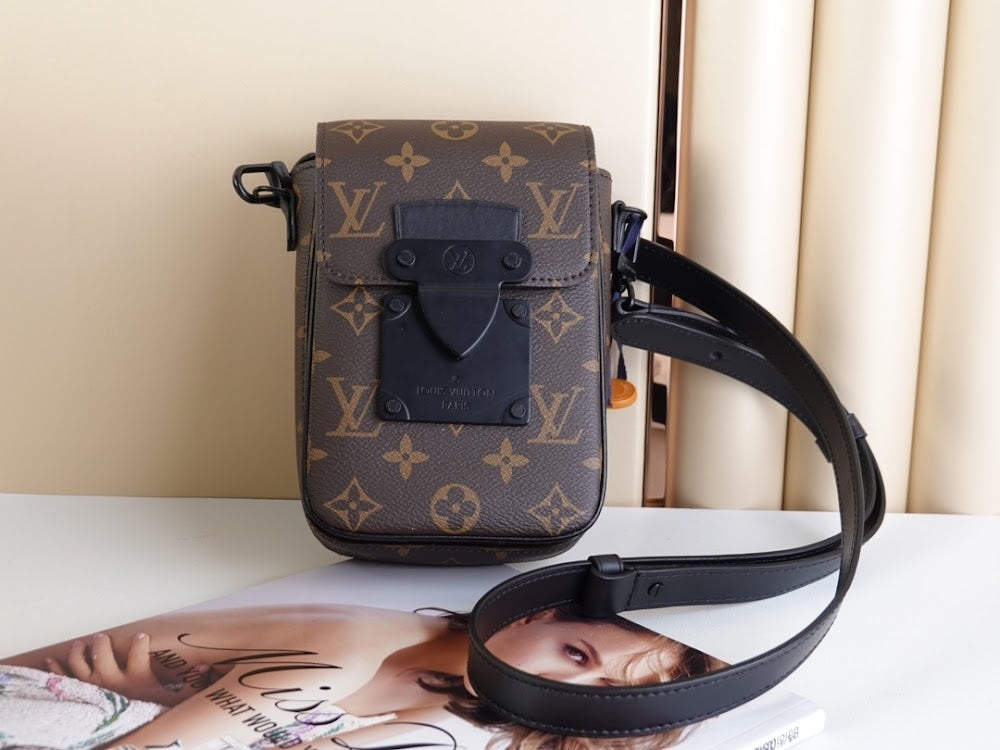 Dragons Bags ln Luxury Bag --61167