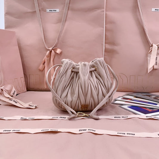 Dragons Bags Miun Miun Luxury Bag --122290