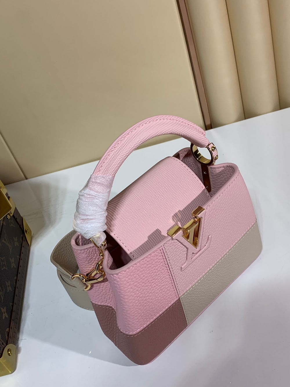 Dragons Bags ln Luxury Bag --60647