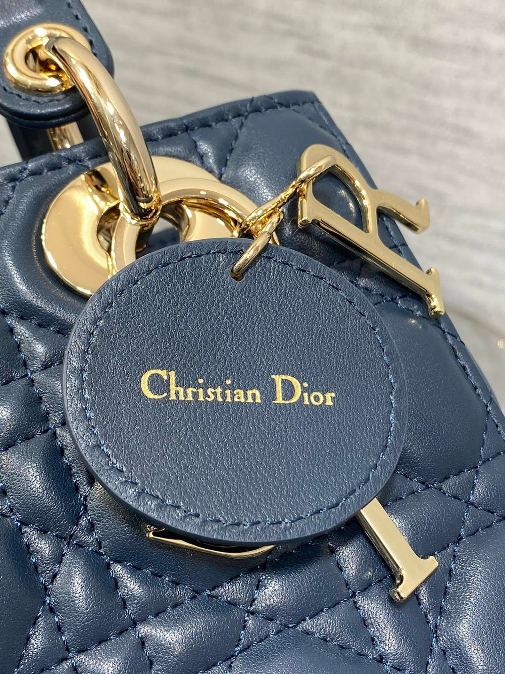 new-designer-premium-bags-nm16327