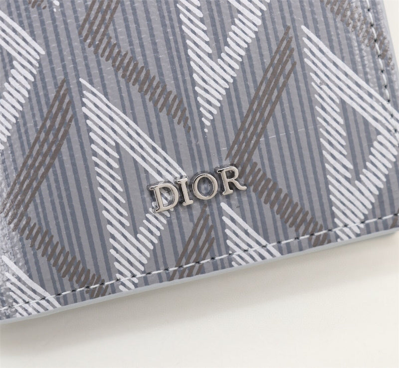 Dragons Bags Detail