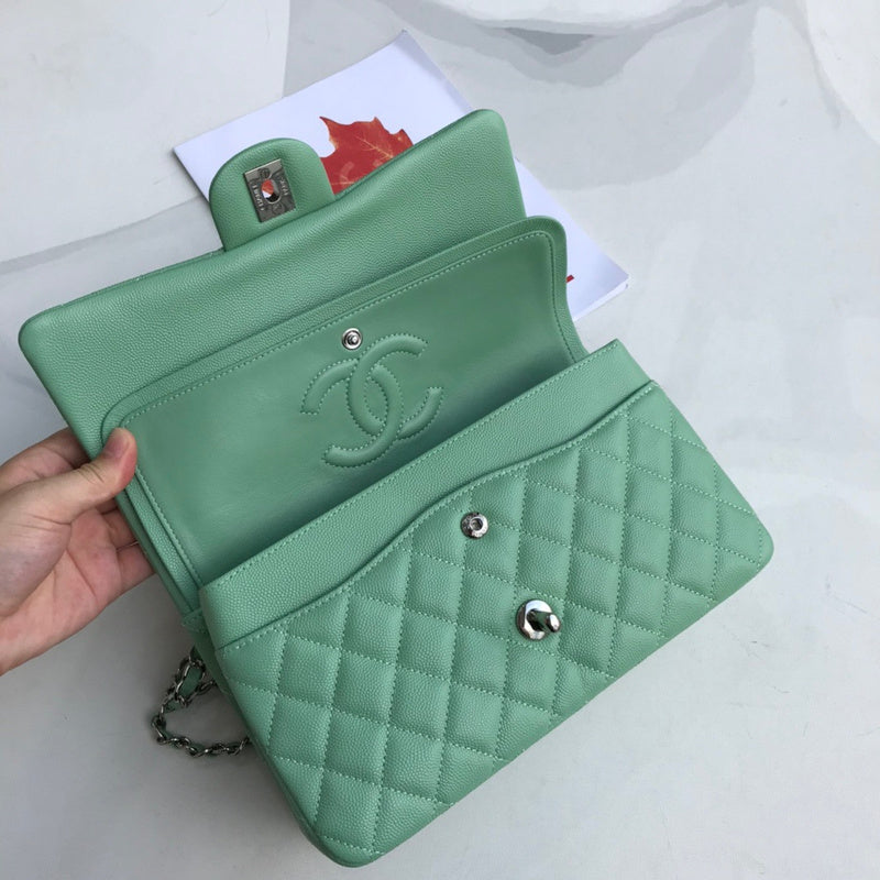 Dragons Bags Detail