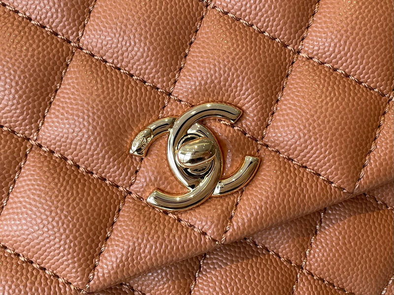 Dragons Bags Detail