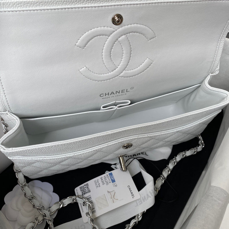 Dragons Bags Detail