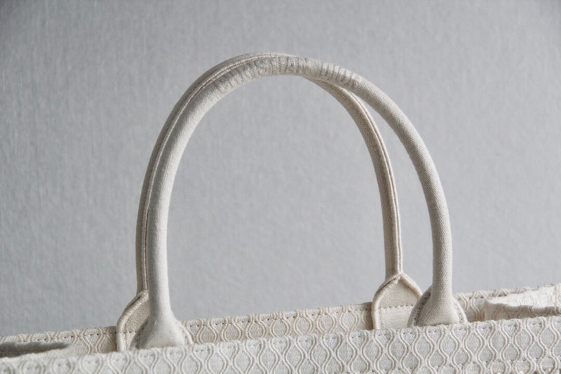 Dragons Bags Detail