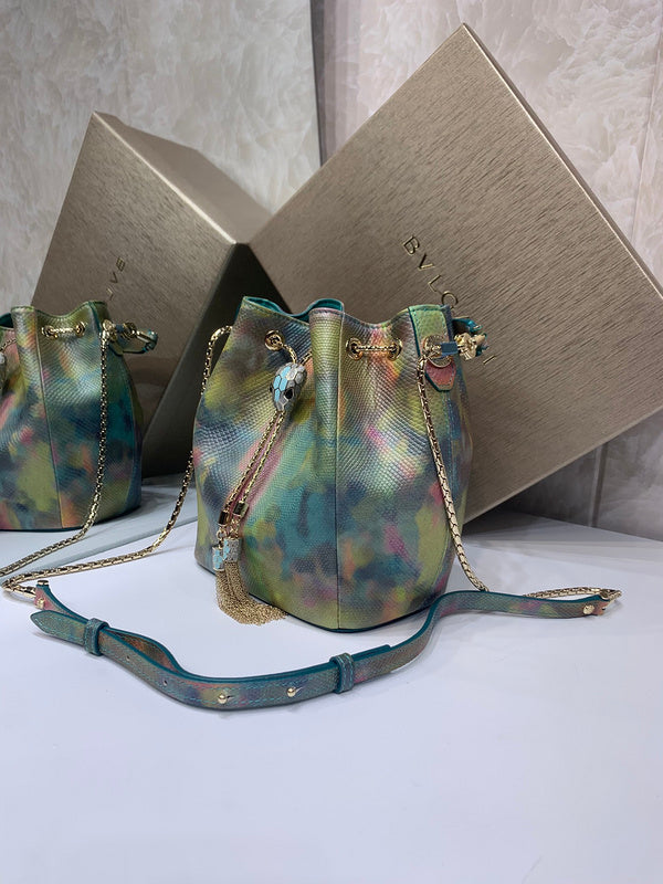 Dragons Bags Detail