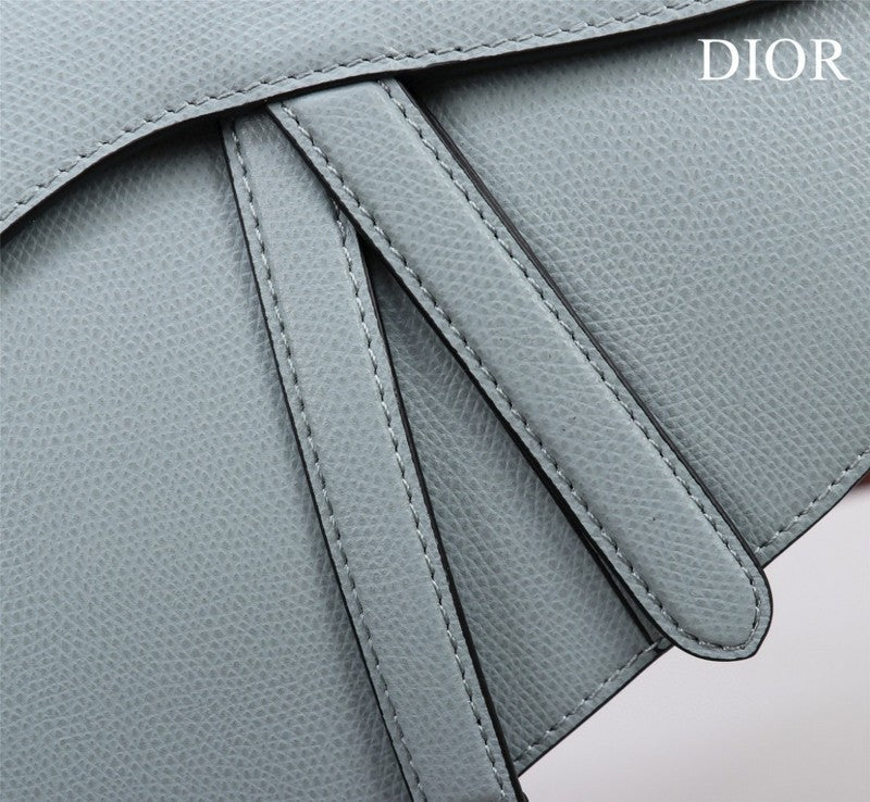 Dragons Bags Detail