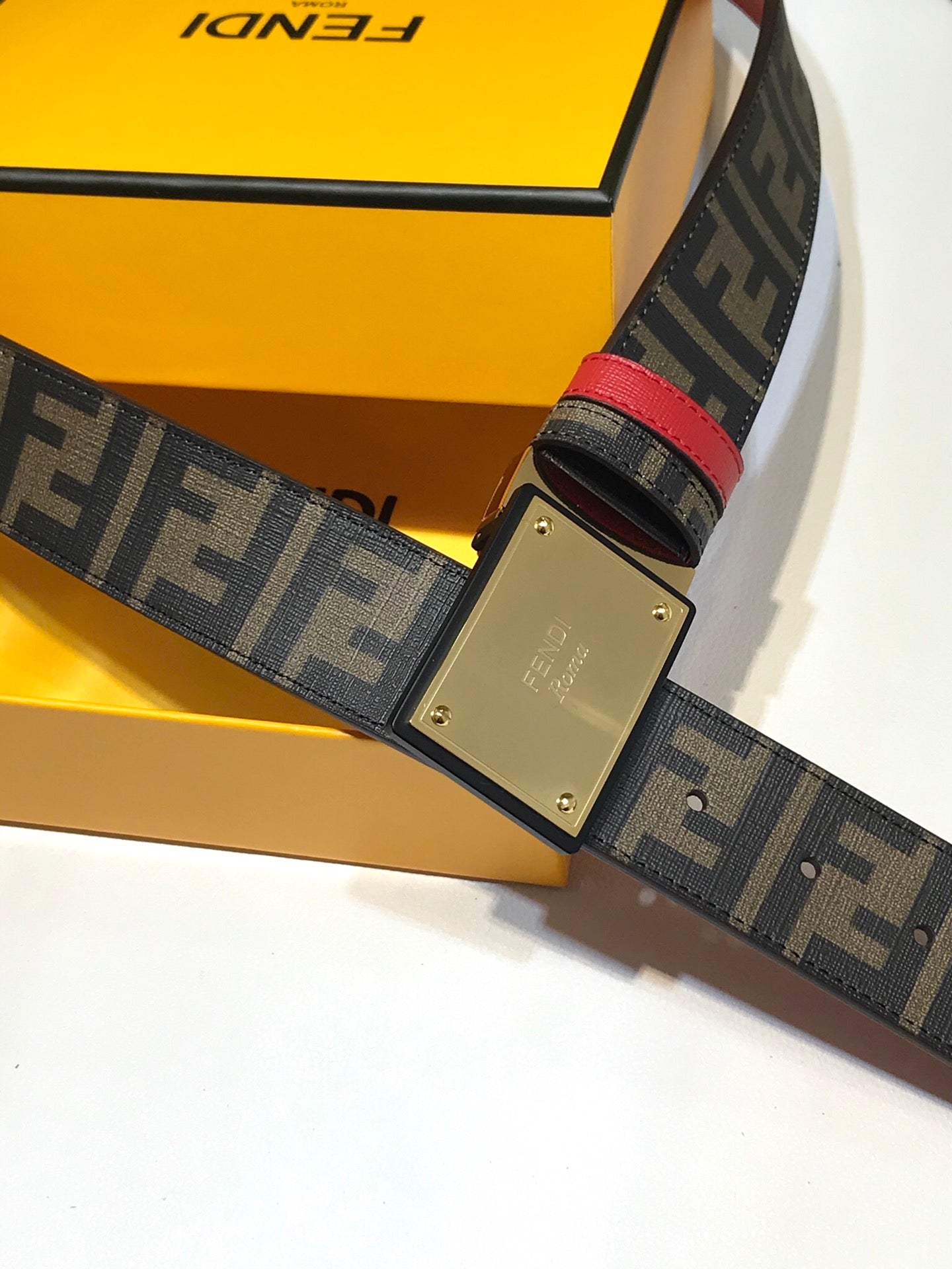 VBS -Luxury BELTS 009