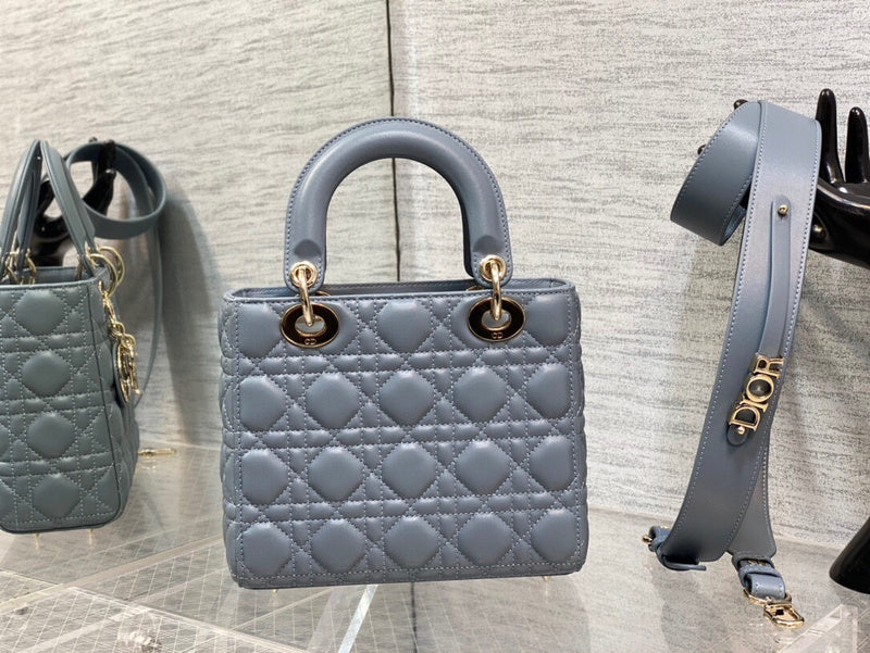 Dragons Bags Detail