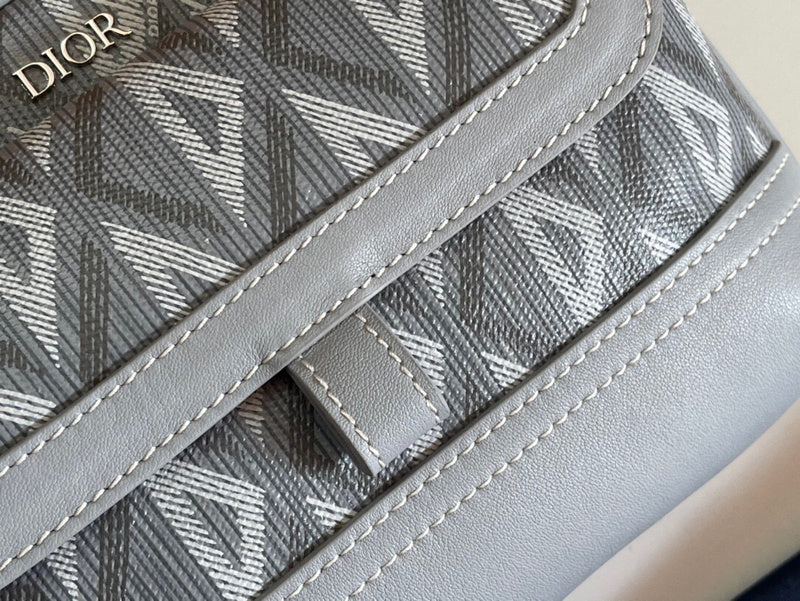 Dragons Bags Detail