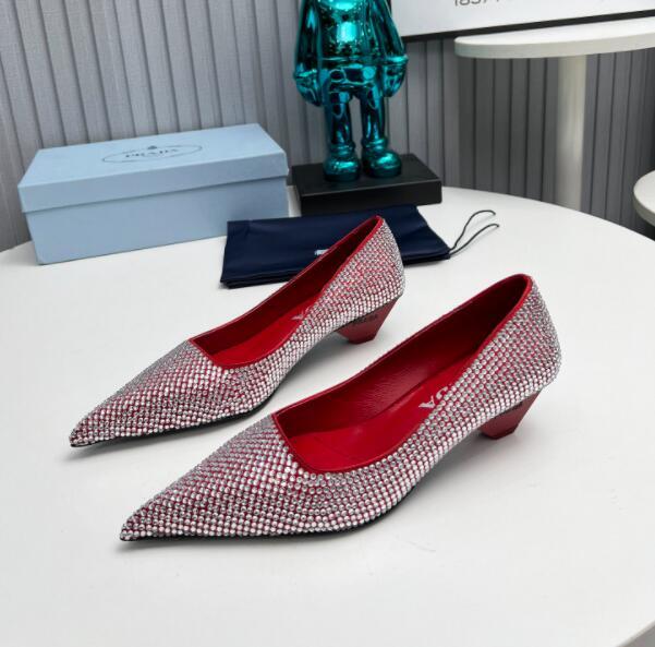 Dragons Bags Detail