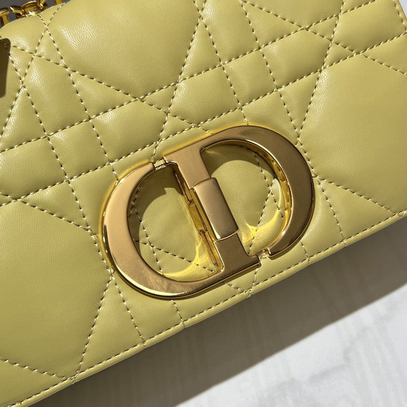 Dragons Bags Detail