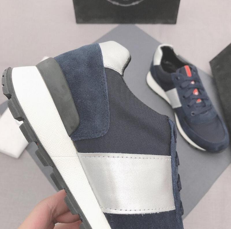 Dragons Bags Detail