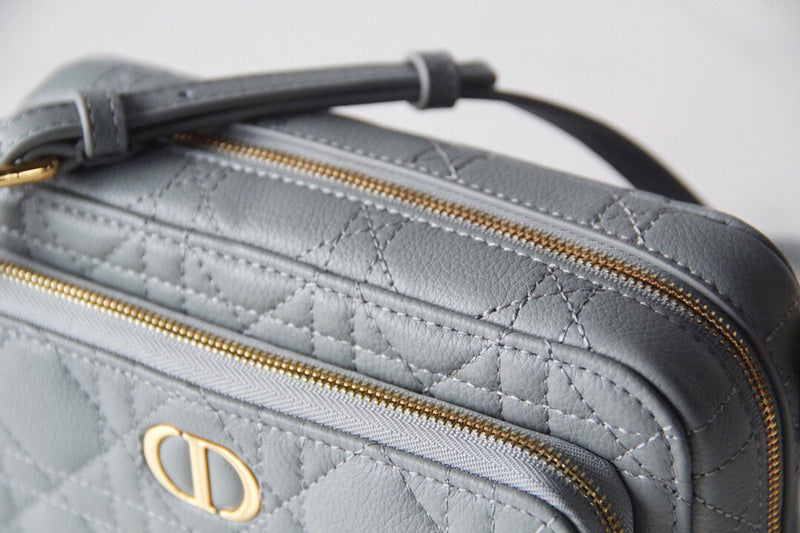 Dragons Bags Detail