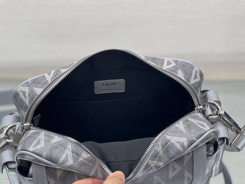 Dragons Bags Detail