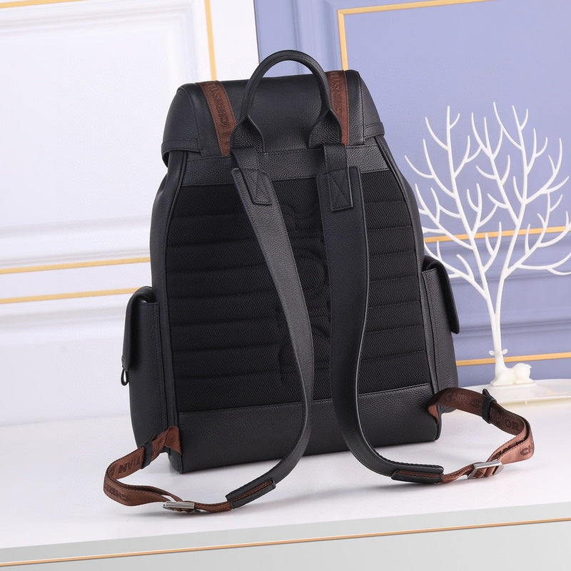 Dragons Bags Detail