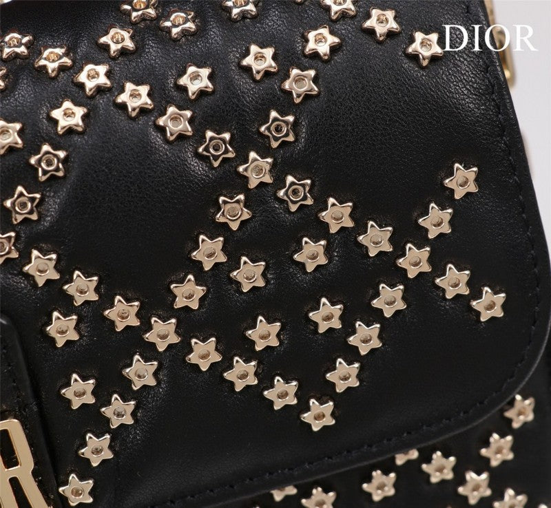 Dragons Bags Detail