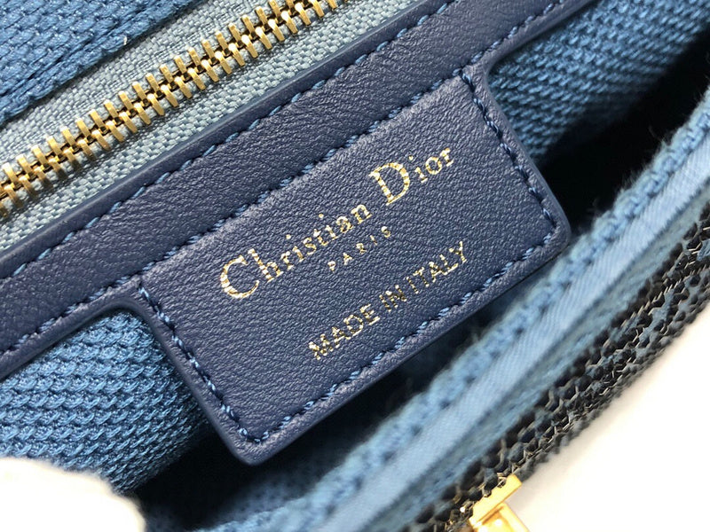 Dragons Bags Detail