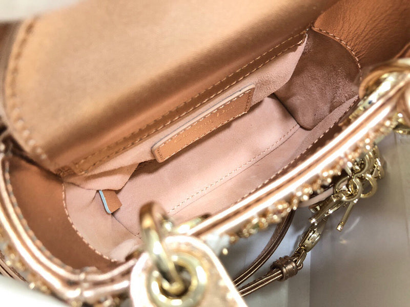 Dragons Bags Detail