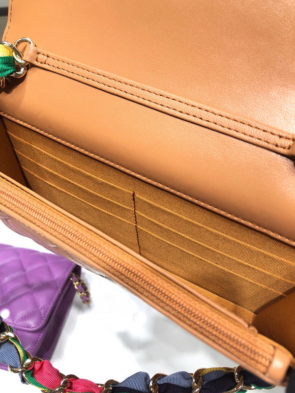 Dragons Bags Detail