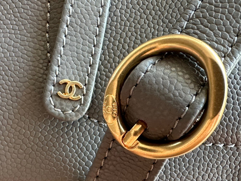 Dragons Bags Detail