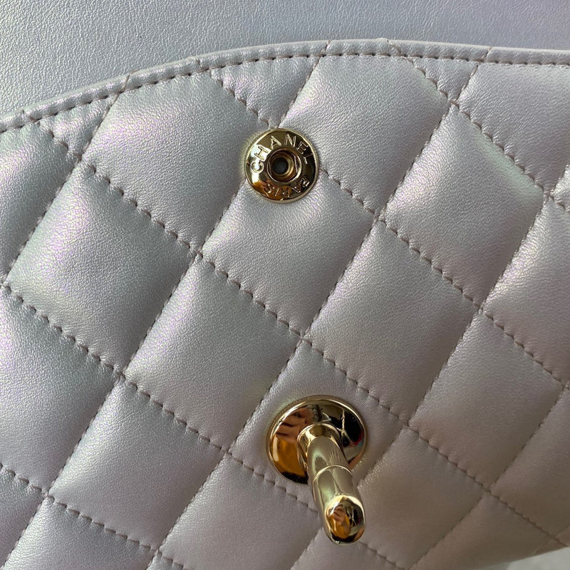 Dragons Bags Detail