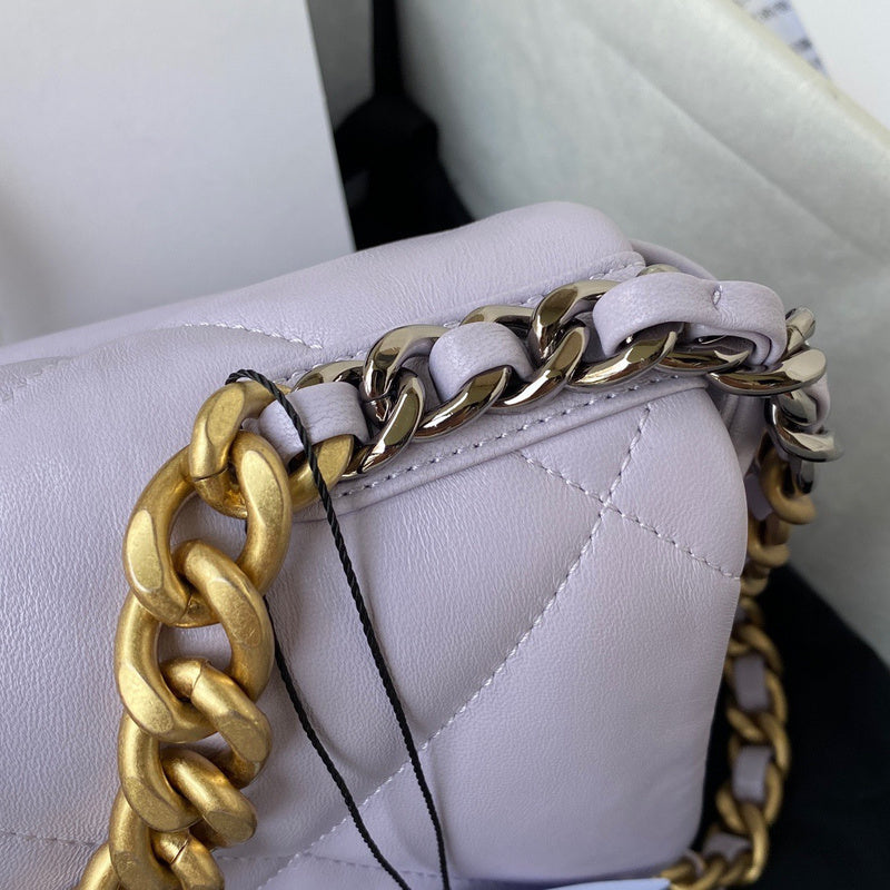 Dragons Bags Detail