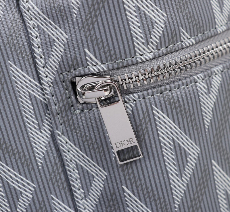 Dragons Bags Detail