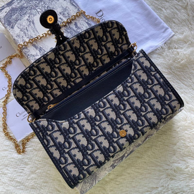 Dragons Bags Detail