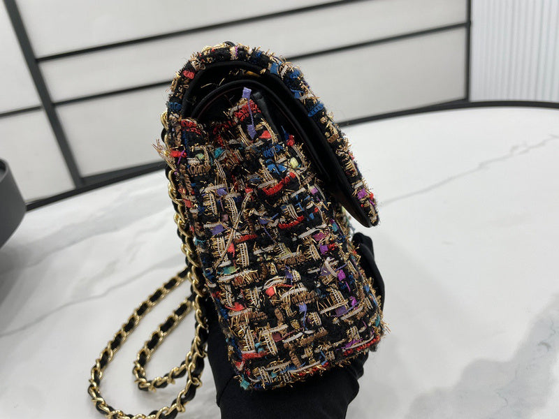 Dragons Bags Detail