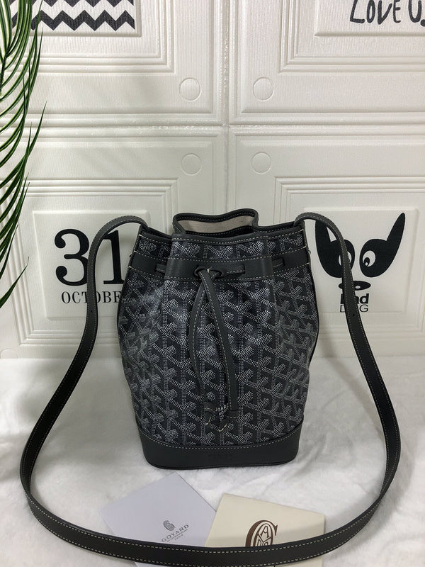 VBS - GOD Bags - 171