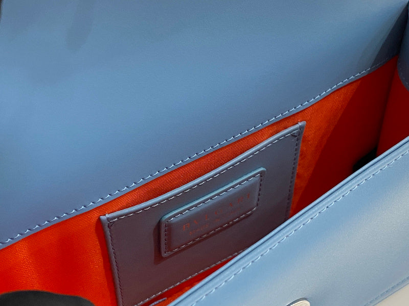 Dragons Bags Detail